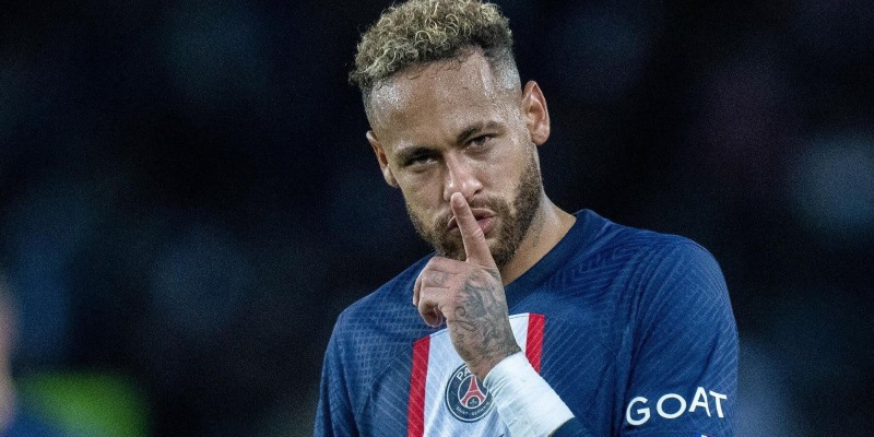 Neymar là một trong những cầu thủ vĩ đại nhất của Brazil